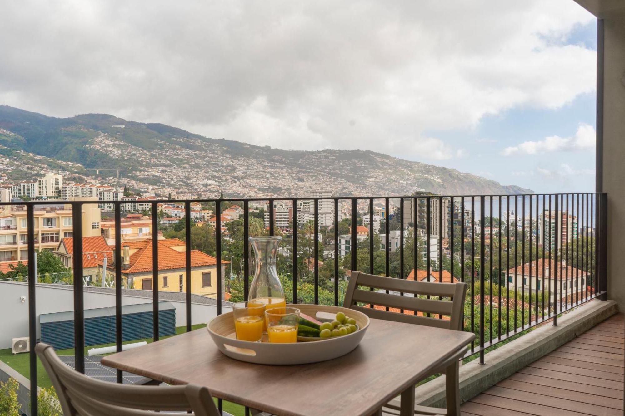 Green Boat By Madeira Best Apartments ฟุงชาล ภายนอก รูปภาพ